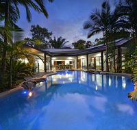 8  Sands - Hotel QLD