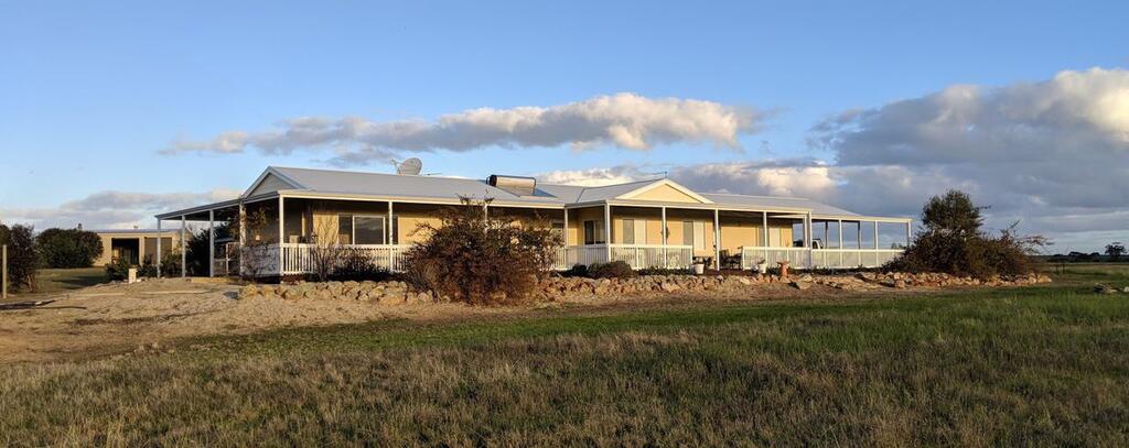 Quellington WA Hotel QLD