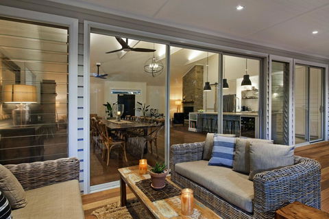 A Home Like Few Others - Hotel QLD 1