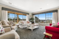 Book Molong Accommodation Vacations Hotel QLD Hotel QLD