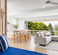 A Ray of Sunshine - Hotel QLD