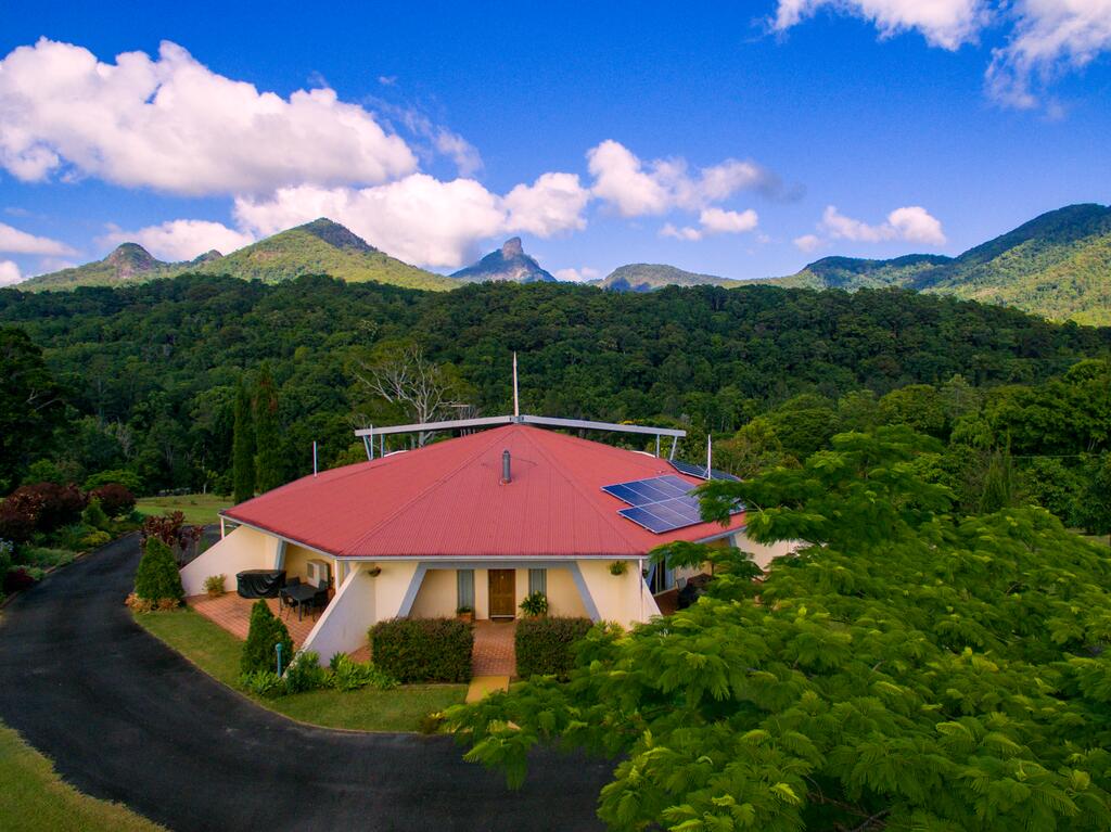 Uki NSW Hotel QLD