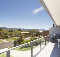 Acacia 2 - Luxurious Holiday Townhouse - Hotel QLD