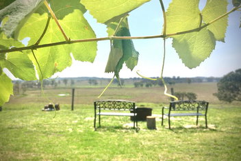 Galbraith Farmhouse South Burnett with Hotel QLD