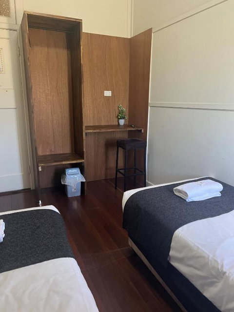 Gin Gin Budget Accommodation - Hotel QLD 3