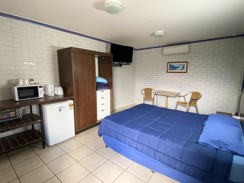 Grand Hotel Motel - Hotel QLD 4