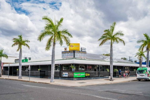 Grand Hotel Motel - Hotel QLD 1