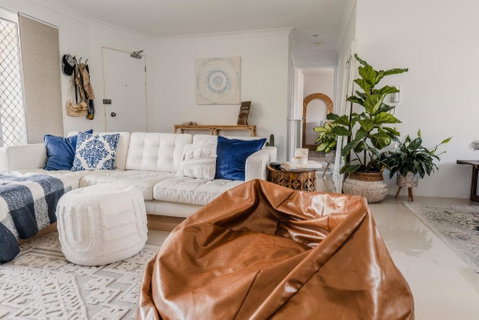 HEART OF BURLEIGH Holiday Villa - Perfect Location With Pools - Hotel QLD 2