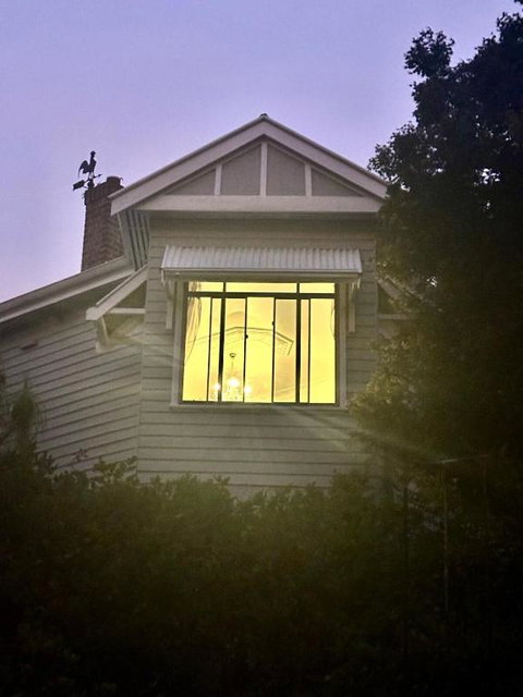 Hilltop Cottage - Hotel QLD 3