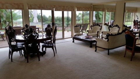 Hilltop Hideaway - Hotel QLD 0