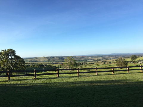 Hillview Cottages - Hotel QLD 2