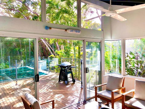 Ibis 3 House - Hotel QLD 1