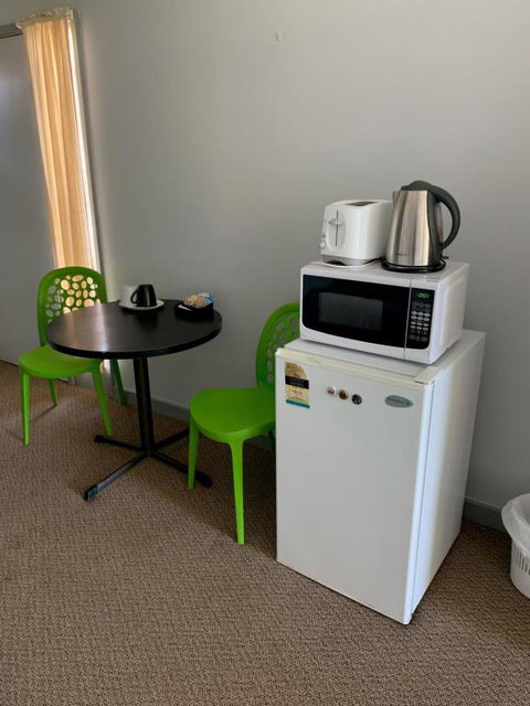HOPETOUN COMMUNITY HOTEL MOTEL - Hotel QLD 2