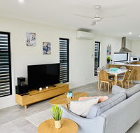 AIRLIE BEACH Delight. Hop skip jump to everything - Hotel QLD