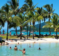 Airlie Beach Magnums - Hotel QLD