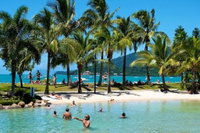 Airlie Beach Magnums