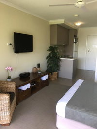 Book Hamilton Island Accommodation Vacations Hotel QLD Hotel QLD
