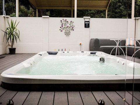 Aldgate Lodge Bed & Breakfast - Hotel QLD 0