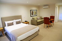 Book Allansford Accommodation Vacations Hotel QLD Hotel QLD