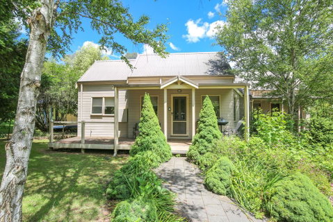 Alpine Arnica Cottage 1 - Hotel QLD 1
