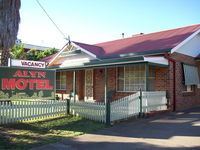 Book Gunnedah Accommodation Vacations Hotel QLD Hotel QLD