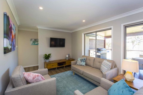 Amani - Hotel QLD 3