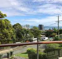 Amazing apartment ocean views and hot tub on balcony - Coolangatta - Hotel QLD