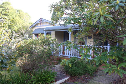 Ambrose Cottage Front Apartment - Hotel QLD 1