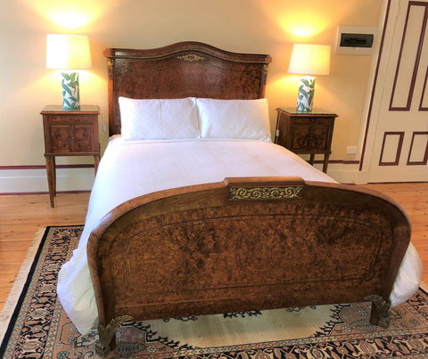 Annesley House - Hotel QLD 1