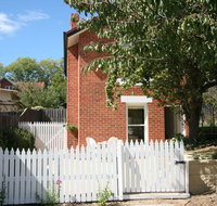 Annies Garden Cottage - Hotel QLD