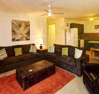 Apartment with Inground Pool - Hotel QLD