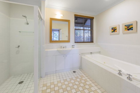 Apartments @ 15 Thompsons - Hotel QLD 3
