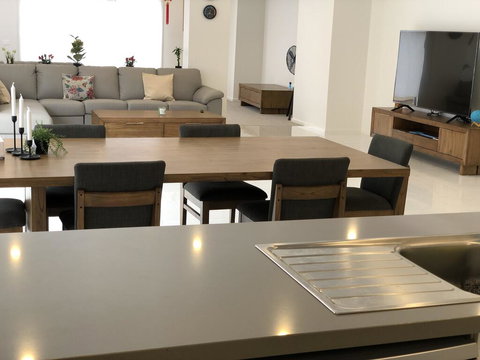 Apple House Upper Point Cook - Hotel QLD 2