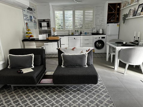 Luxury Boutique Self-Contained Private Granny Flat - Hotel QLD 0