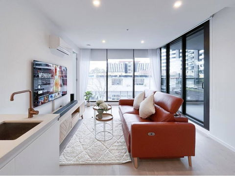 Modern Luxury 2B2B Sky Garden SmartTV - Hotel QLD 0
