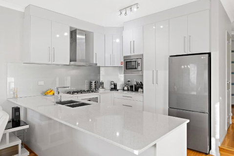 Modern Scarborough Townhouse - Hotel QLD 3
