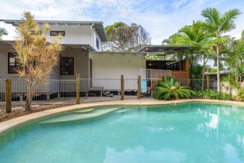 Naiad 12 - Hotel QLD 1