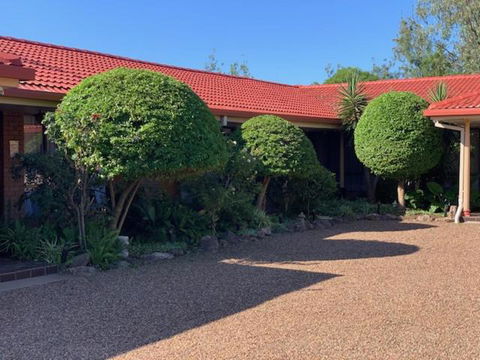 Muswellbrook Motor Inn - Hotel QLD 3