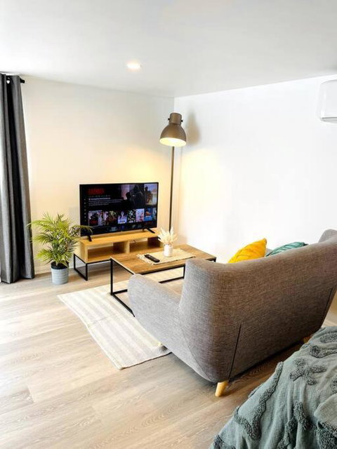 Newly Renovated Contemporary Private Studio Near Hobart CBD And Airport - Hotel QLD 3