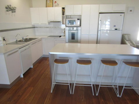 Ocean Devotion - Point Turton - Hotel QLD 2