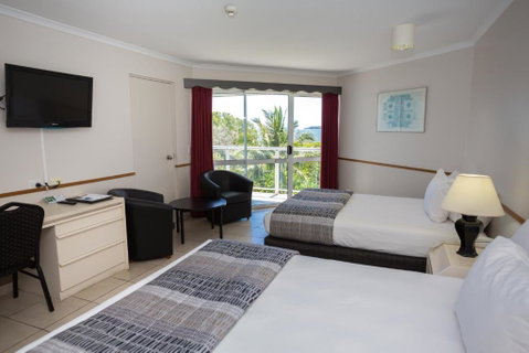 Ocean International Hotel - Hotel QLD 2