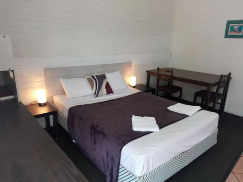 Paradise Motel - Hotel QLD 2