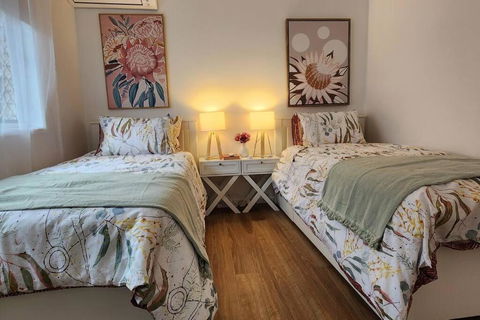Peaceful Getaway - Stylish, Newly Updated House - Hotel QLD 2