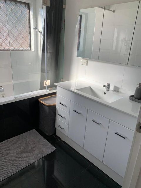 Pets Welcome Central And Convenient - Hotel QLD 2