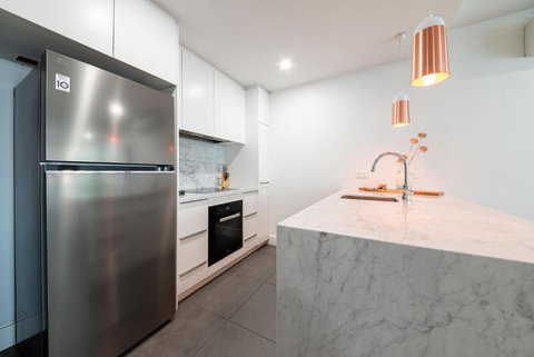 Piccolo By The Beach - Hotel QLD 2