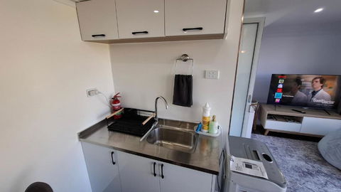 Pod Tiny Home - Hotel QLD 1