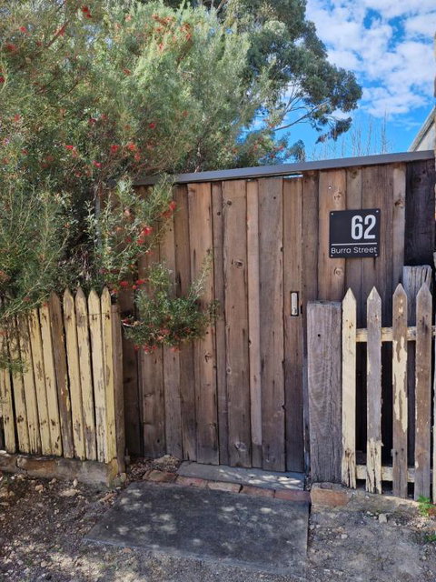 Private Guesthouse - Hotel QLD 1