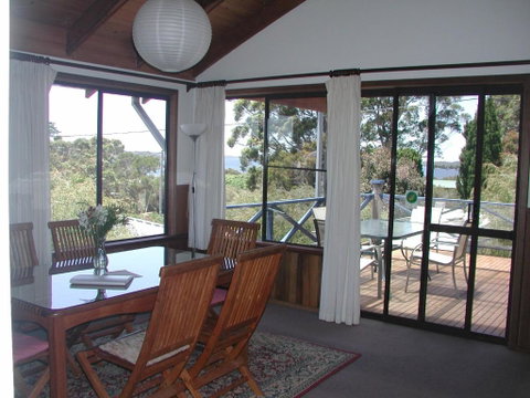 Rainbow House - Hotel QLD 1