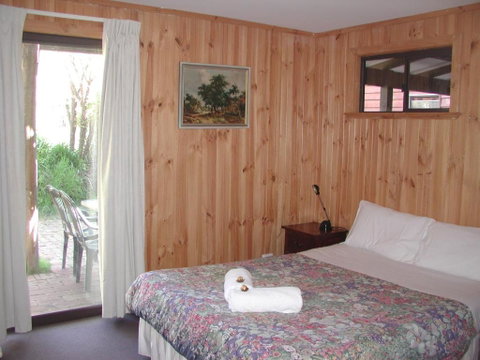 Rainbow House - Hotel QLD 3