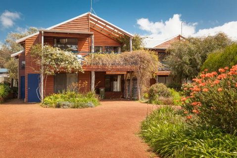 Rainbow House - Hotel QLD 0